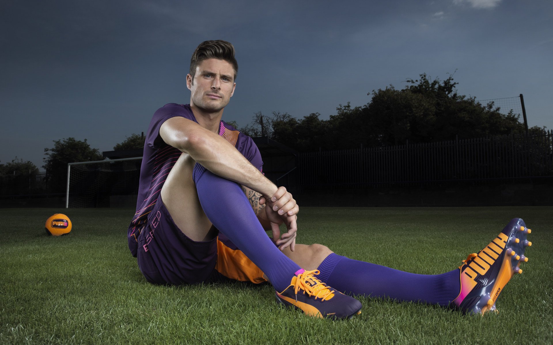 西甲球队通过视觉刺激频率训练优化防守决策反应时间