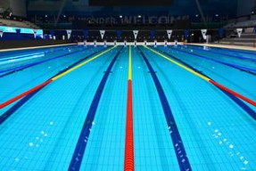 体坛记忆｜福冈世锦赛蝶泳决赛，张雨霏最后5米不换气狂冲，逆袭夺金